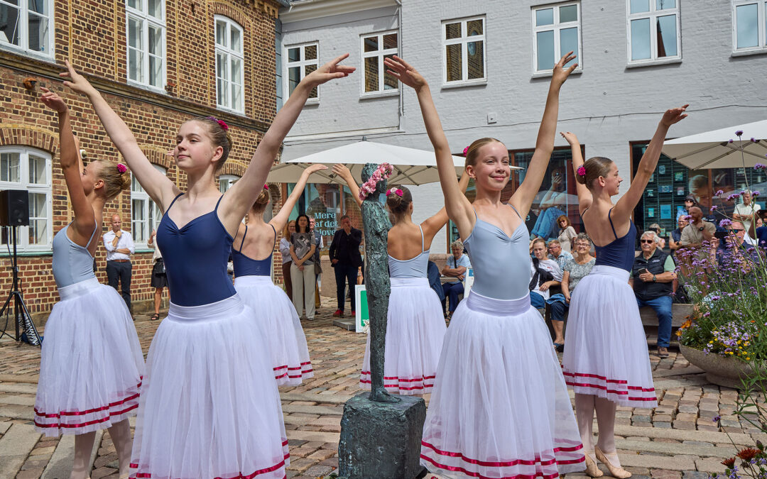 Marens fest omtalt online i Schweiz